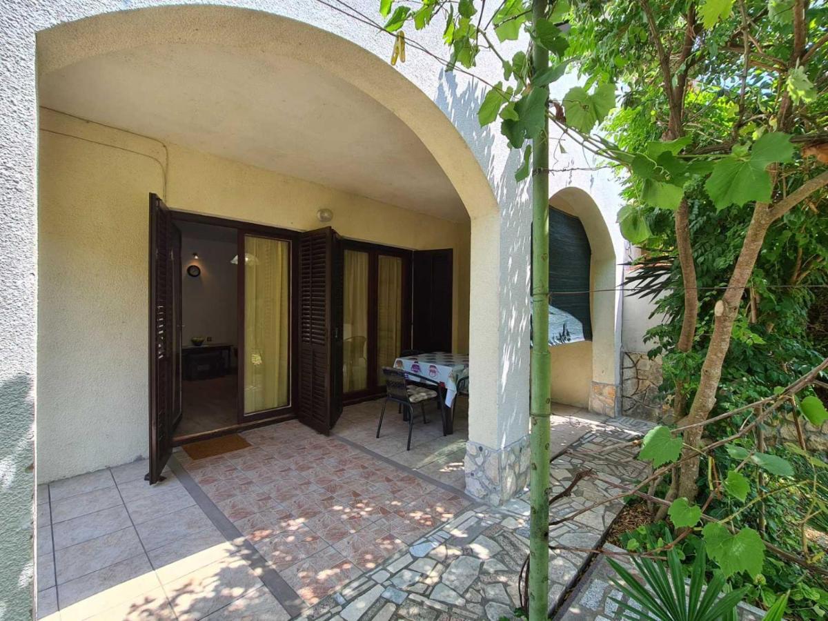 Apartments Zlatko 1397 Štinjan Екстериор снимка